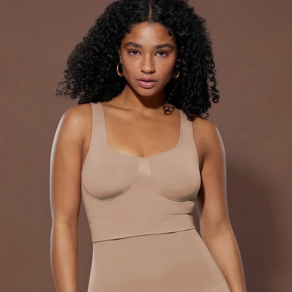 Yitty nearly naked shaping midi bra